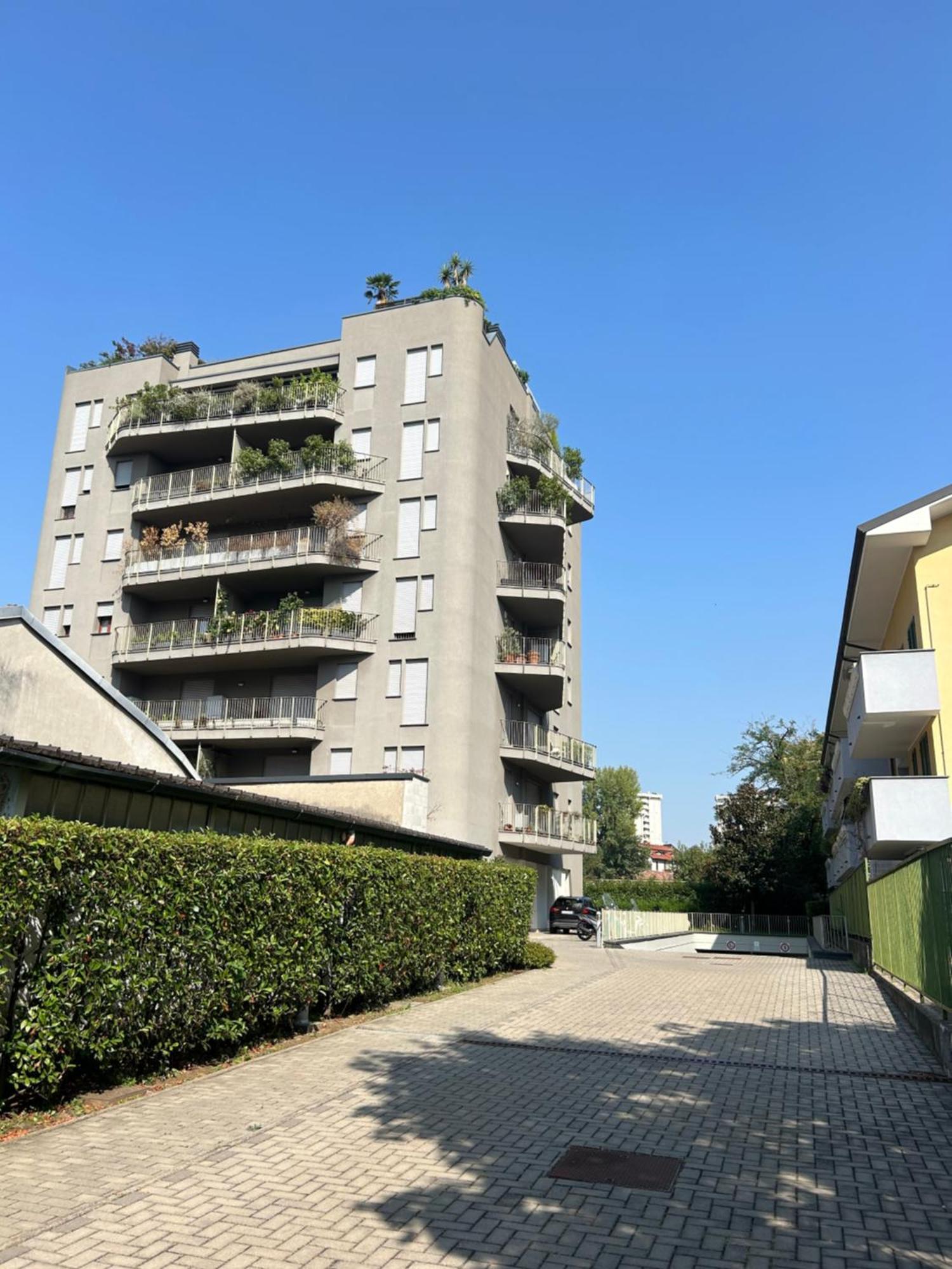 Fiftyfive-One Zuretti Aparthotel Milano Eksteriør bilde