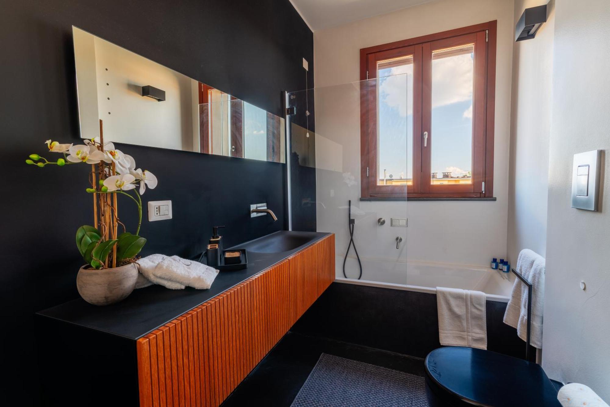 Fiftyfive-One Zuretti Aparthotel Milano Eksteriør bilde